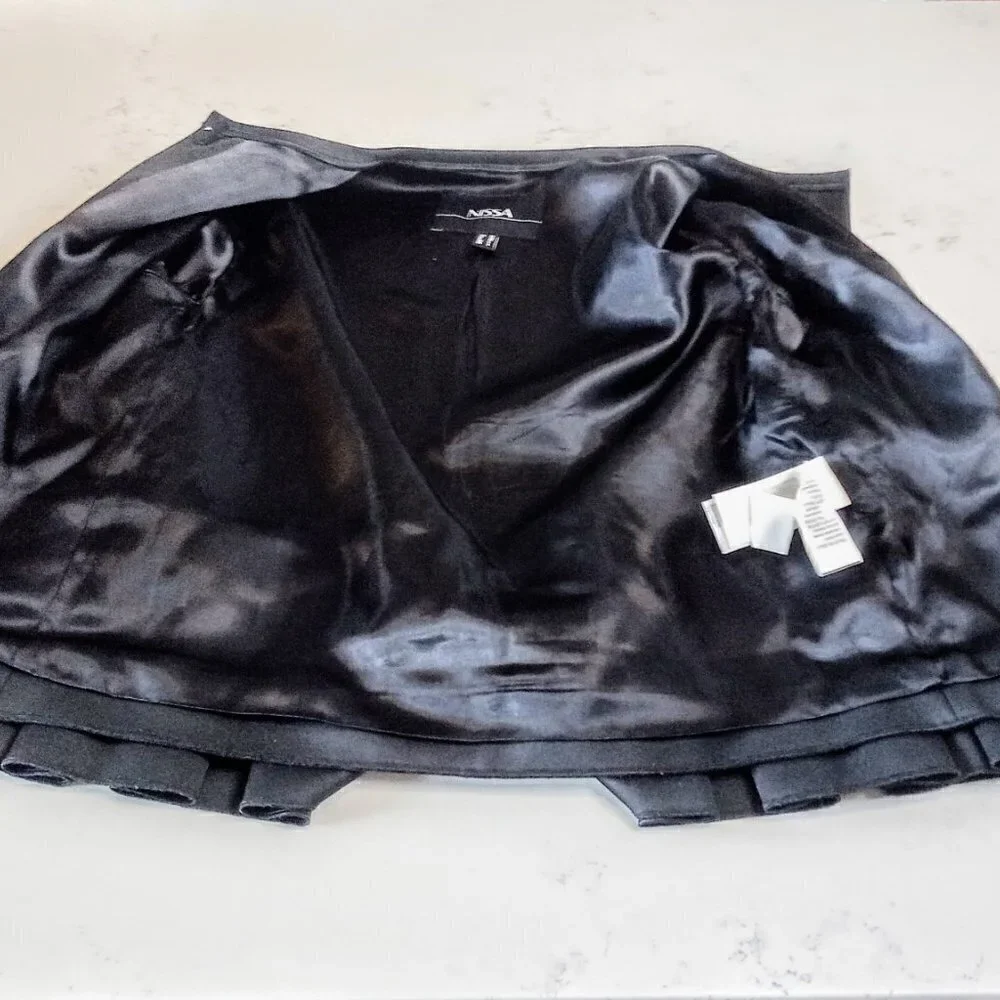 Nissa Black Pleated Hem Jacket